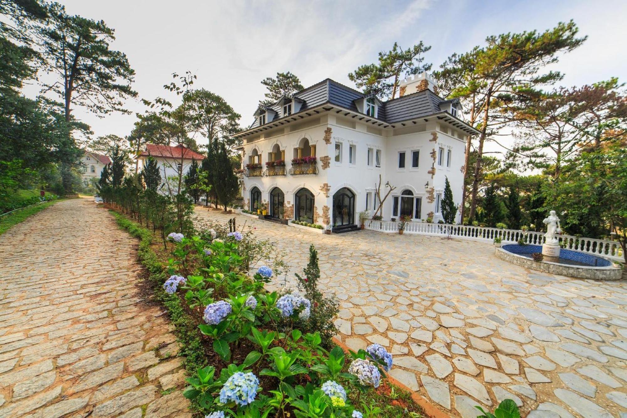 Ttr Joy Apart' Hotel Dalat Exteriör bild